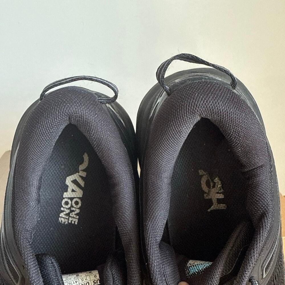 HOKA ONE ONE Bondi 7 ‘Triple Black’ Women Running Sneakers- SZ 9 - Picture 7 of 11